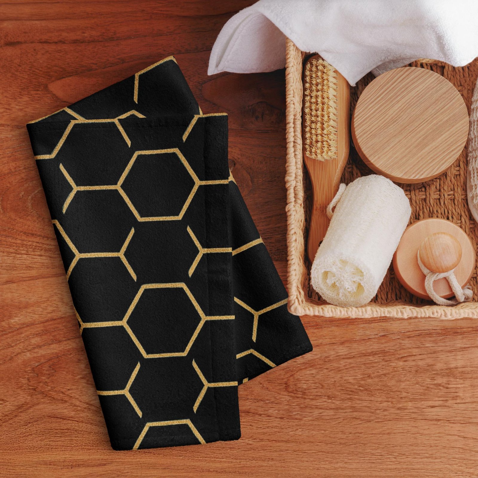 Talishén: Steel Spine Hex Pattern – Hand towel – Black & Gold